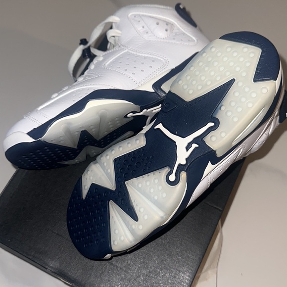 Jordan 6 - Picture 4 of 4